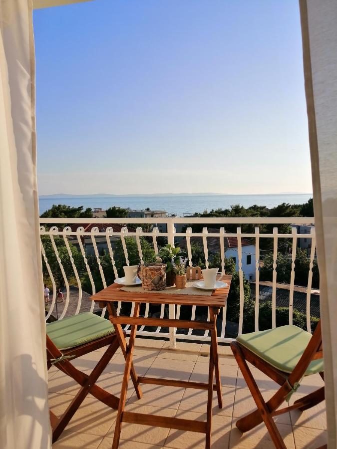 Apartment Near The Sea-Self Check-In Подстрана Екстер'єр фото